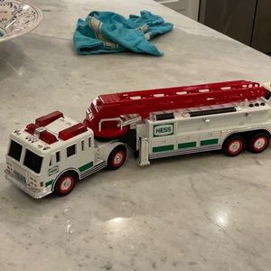 2000 hess. Firetruck. Very collectible